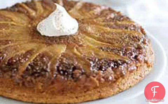 Tort Cu Pere Condimentat Cu Susul În Jos