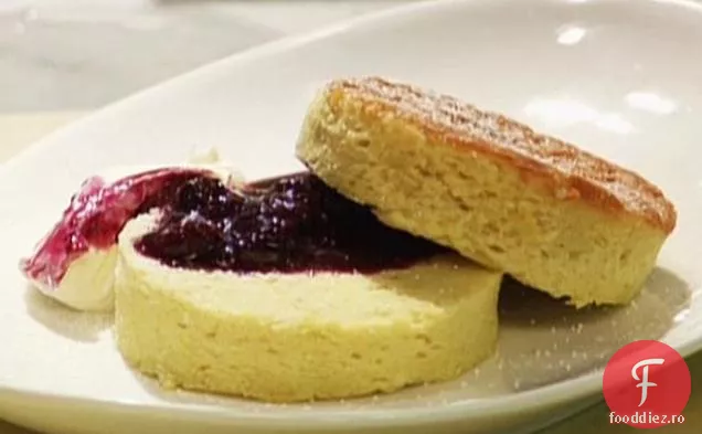 Tort cu ulei de măsline cu afine și Mascarpone