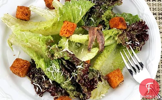 Salata Caesar roșie și verde a lui Bin189