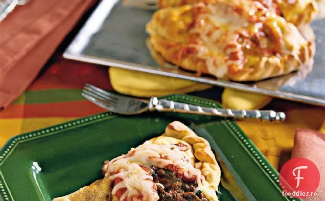 Calzone cu sos de roșii Italian