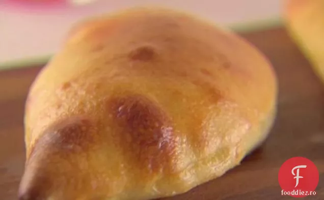 Ricotta și calzone de ciocolată-alune