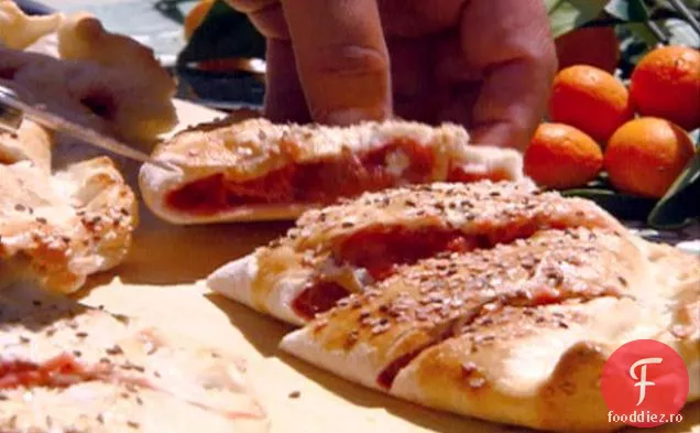 Calzone De Rubarbă De Căpșuni