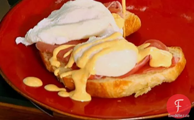 Ouă Benedicto (ouă Chipotle Benedict cu Blender Mock Hollandaise)