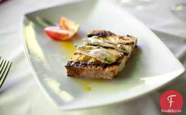 Bruschetta de hamsie și măsline