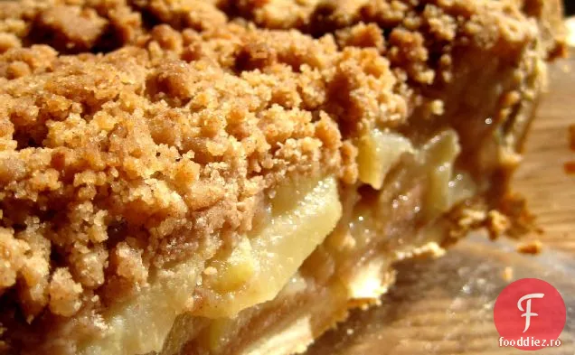 Pear Crumble Pie