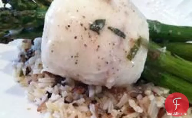 Pachete De Sparanghel Tilapia Cu Sos De Vin Alb