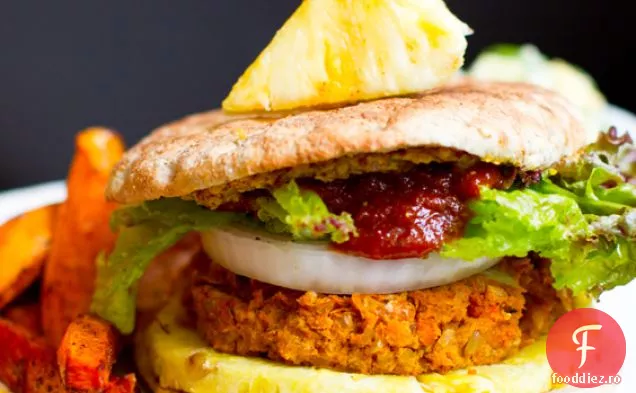 Ananas Nemernic Veggie Burgeri + Sassy Părți