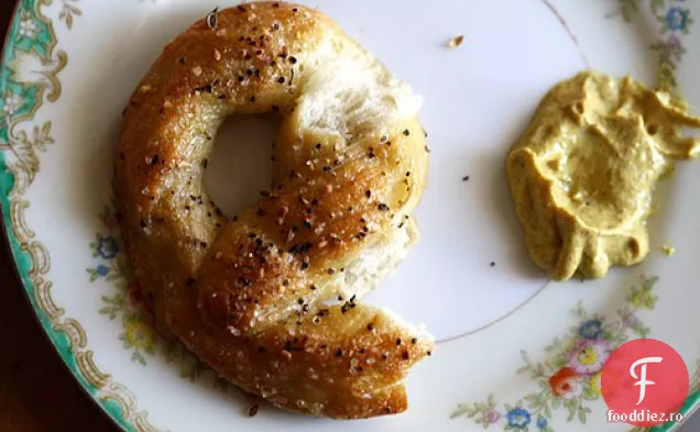 Covrigi Cu Condimente Moi