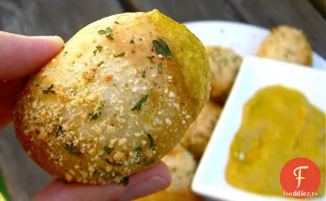 Muscaturi De Covrig Parmezan