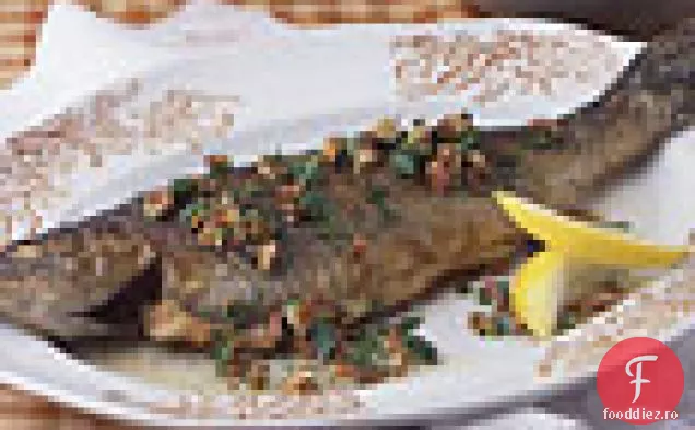 Păstrăv prăjit cu sos de unt de Pecan