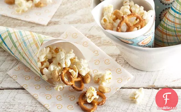 Popcorn Parmezan Cu Brânză