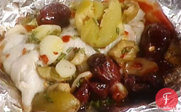 Păstrăv prăjit cu măsline negre și verzi: Trota Arrosto con Olive Nere e Verdi