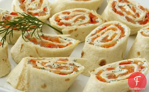 Mușcături de păstrăv afumat și brânză de capră