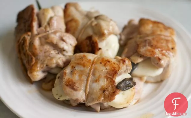 Pulpe De Pui Cu Dovlecei, Halloumi Și Miere