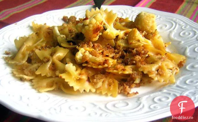 Farfalle Cu Conopidă Și Pesmet Prăjit