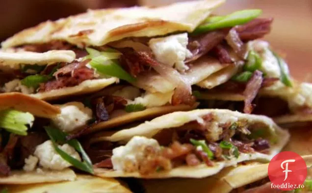 Quesadillas Confit De Rață