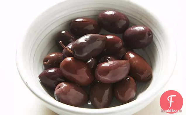 Picioare de rață Skillet cu măsline și hamsii