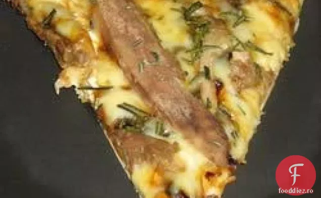 Pizza Cu Rață Și Fontina Cu Rozmarin Și Ceapă Caramelizată