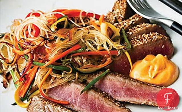 Ton cu crustă de susan cu cremă de ghimbir