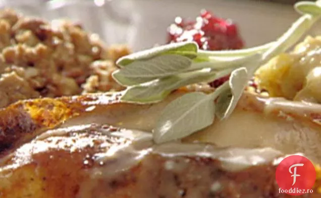 Curcan prăjit la cuptor cu unt de salvie