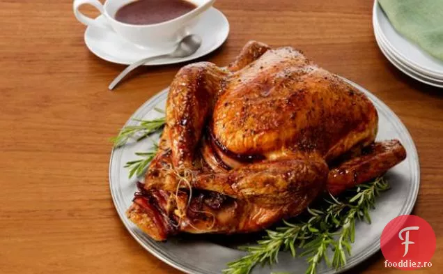 Curcan Glazurat Cu Rodie Cu Umplutură De Orez Sălbatic