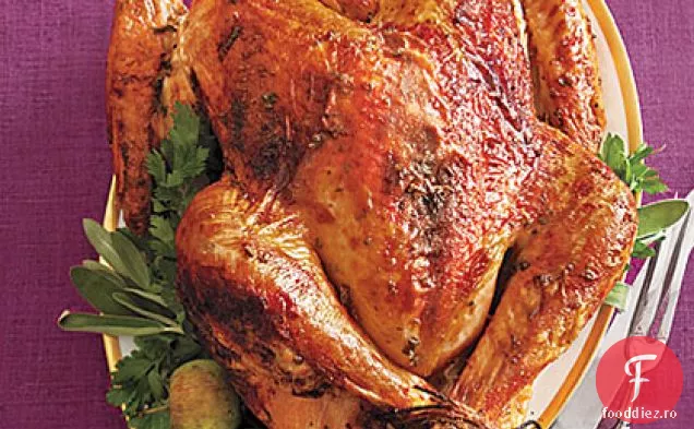 Curcan glazurat cu arțar cu sos de ceapă-cidru