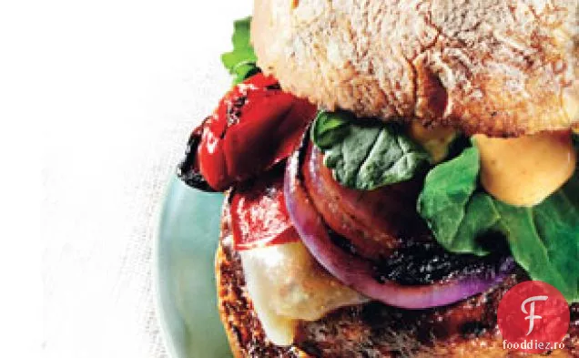 Burgeri De Curcan La Grătar Cu Cheddar Și Aioli Fumurii