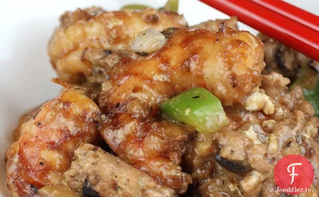 Creveți Cu Carne De Porc Și Sos De Fasole Neagră