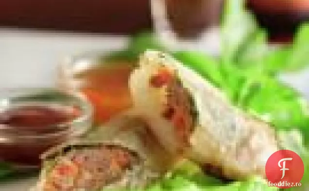 Rulouri Crocante De Primăvară Cu Salată De Ierburi