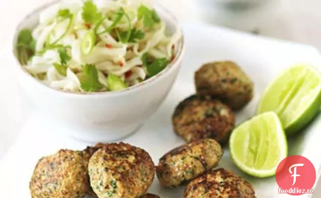 Prăjituri Picante Cu Salată De Tăiței