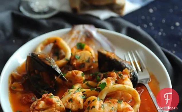 Tocană De Fructe De Mare