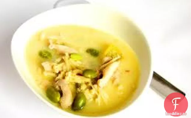 Supă De Pește Cu Nucă De Cocos Și Turmeric