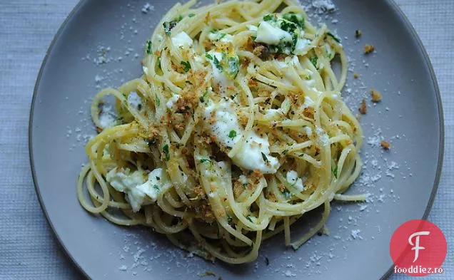 Spaghete Rhonda cu ouă prăjite și Pangritata pentru unul