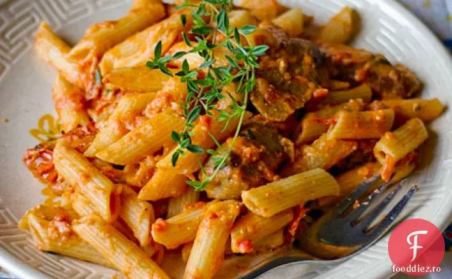 Veggie Cârnați & Feta Penne