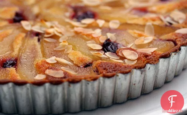 Tarta cu pere-migdale