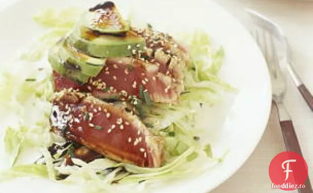 Ton de susan cu cinci condimente și Avocado