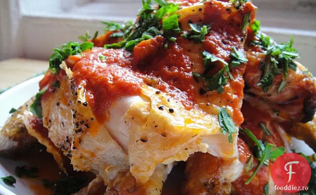 Gatiti cartea: pui prăjit cu unt de roșii