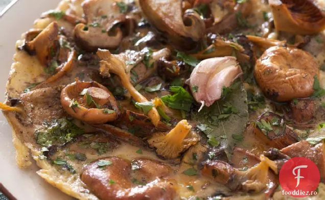 Omletă De Munte Cu Ciuperci Sălbatice