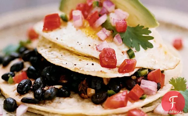 Fasole Neagră Huevos Rancheros
