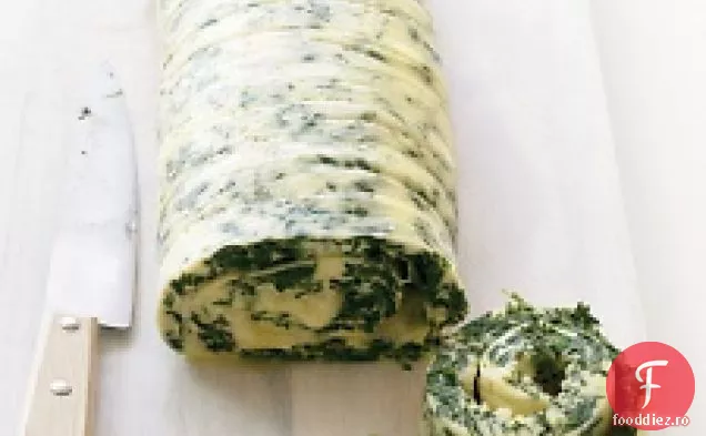 Omletă rulată în stil familial cu spanac și Cheddar