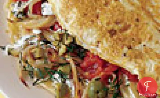 Omletă de cină mediteraneană cu fenicul, măsline și mărar