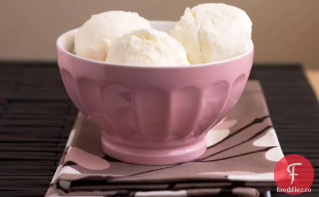 Înghețată Ușoară De Vanilie