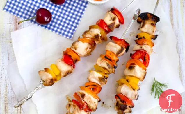 Kebab De Pui La Grătar Cu Baie De Piper Prăjită