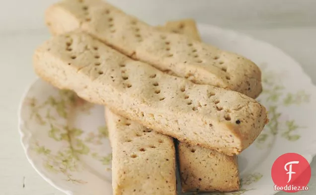 Degete De Pâine Scurtă Cu Alune
