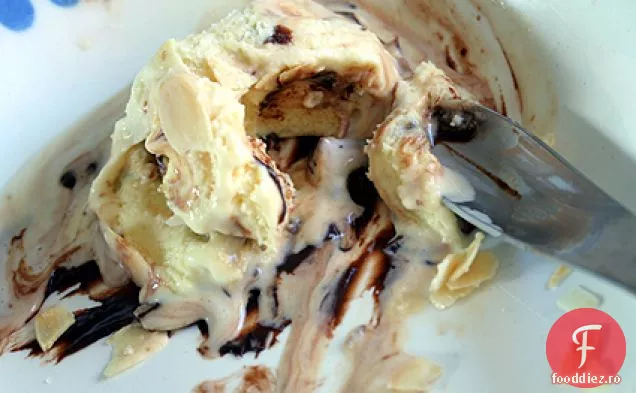 Înghețată Cu Ulei De Sâmburi De Prune