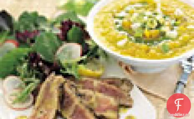 Salată Caesar cu piper-ton la grătar