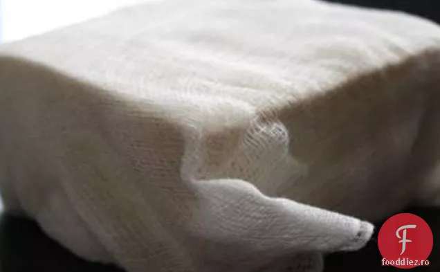 Tofu Congelat Fiert În Sos De Soia