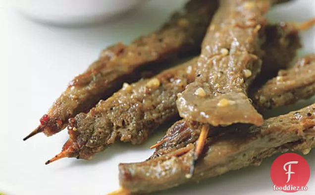 Satay De Vită Cu Sos De Arahide