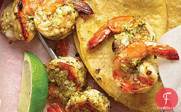 Frigarui de creveți Pesto cu coriandru și fistic la grătar