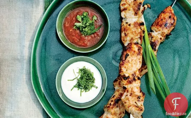 Shashlik de pui marinat cu roșii și coriandru